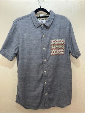 on the byas Heather Gray Short-Sleeve Button-Down Shirt with Patterned Pocket M
